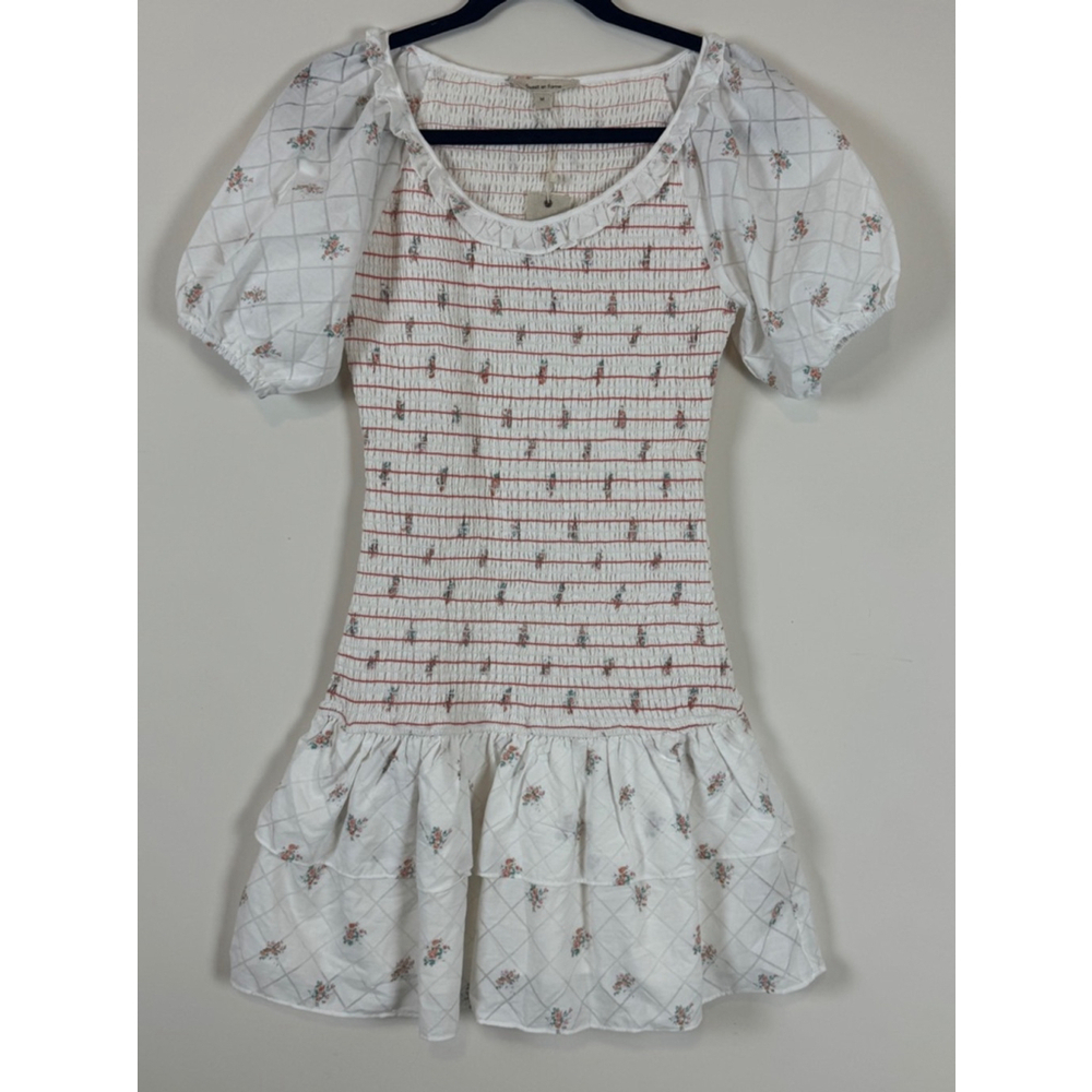 NWT Sweet en Forme Dress Size M White Floral